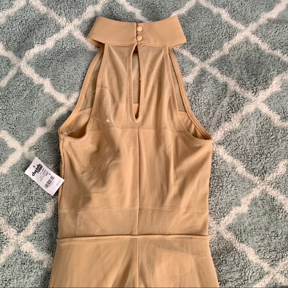NWT.Charlotte Russe body fit below the knee dress. - Picture 4 of 4